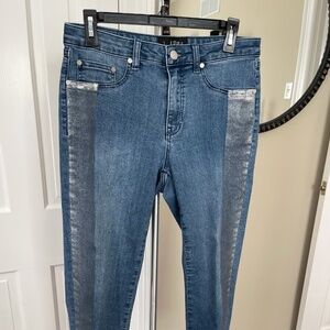 M14 - Joseph Ribkoff, cropped jeans, Silver Shimmer strip
